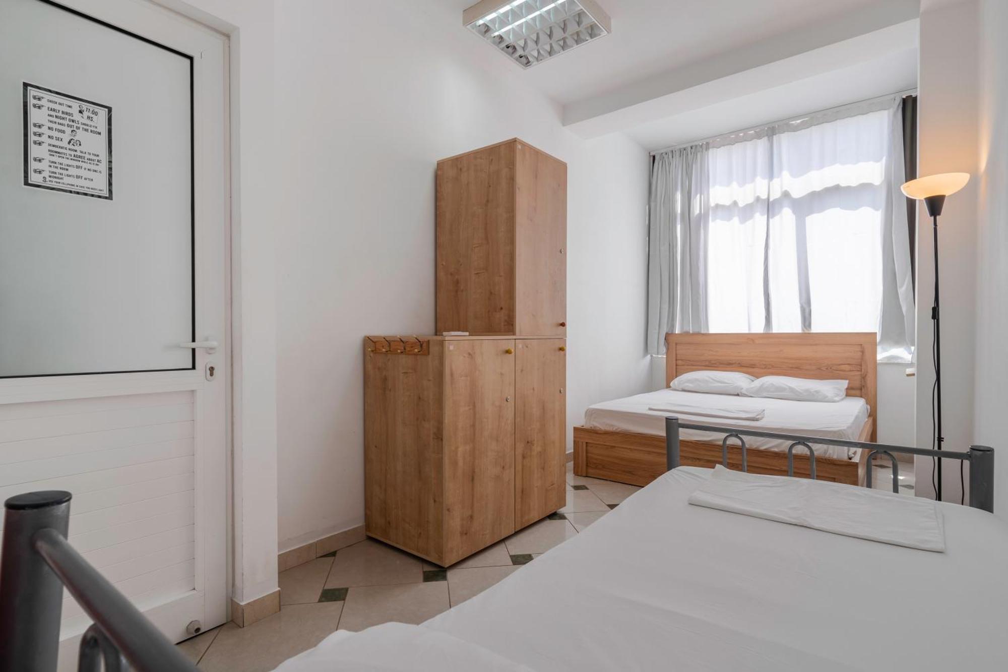 Hostel Hasta La Vista Саранде Екстериор снимка