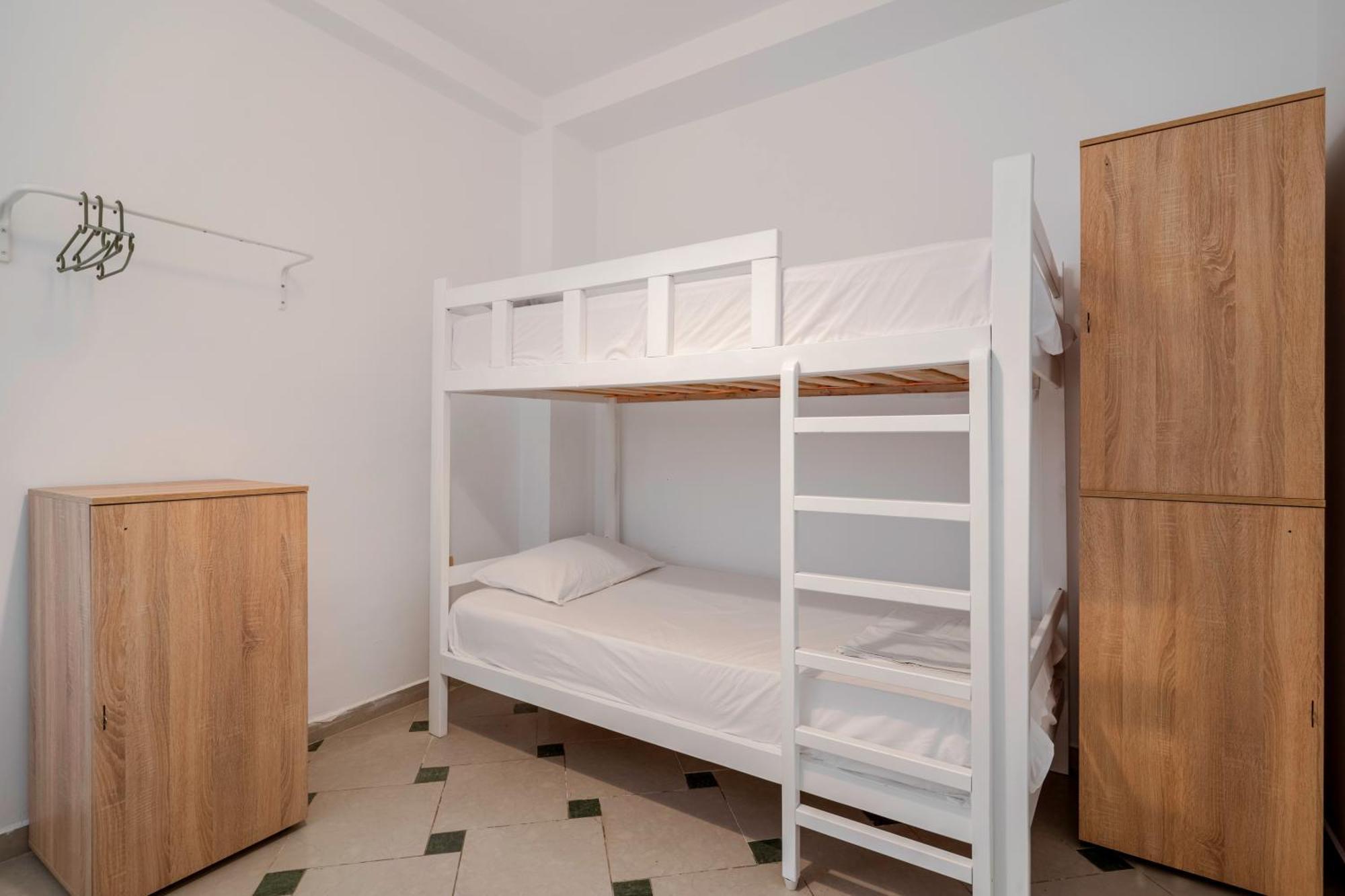 Hostel Hasta La Vista Саранде Екстериор снимка
