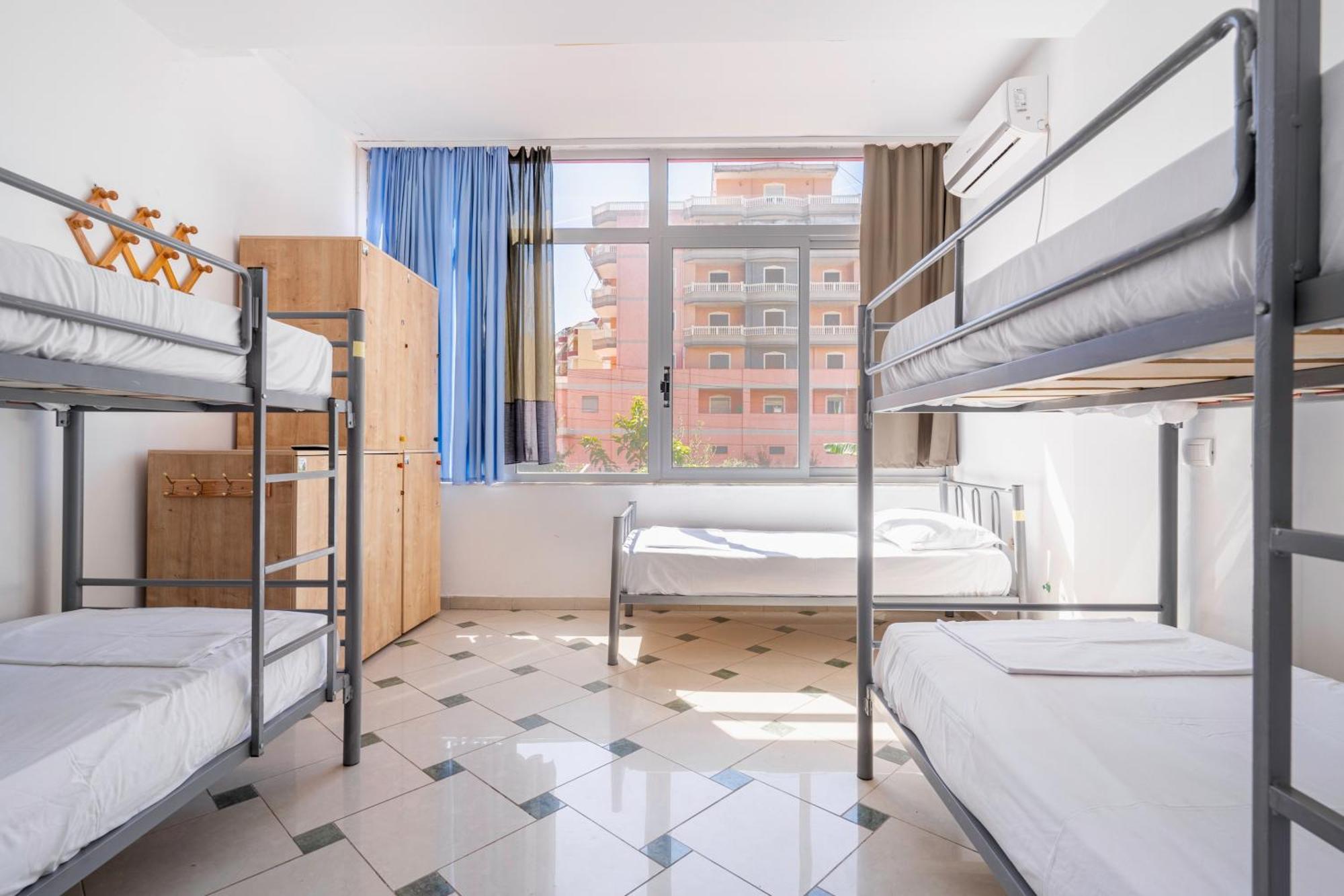 Hostel Hasta La Vista Саранде Екстериор снимка