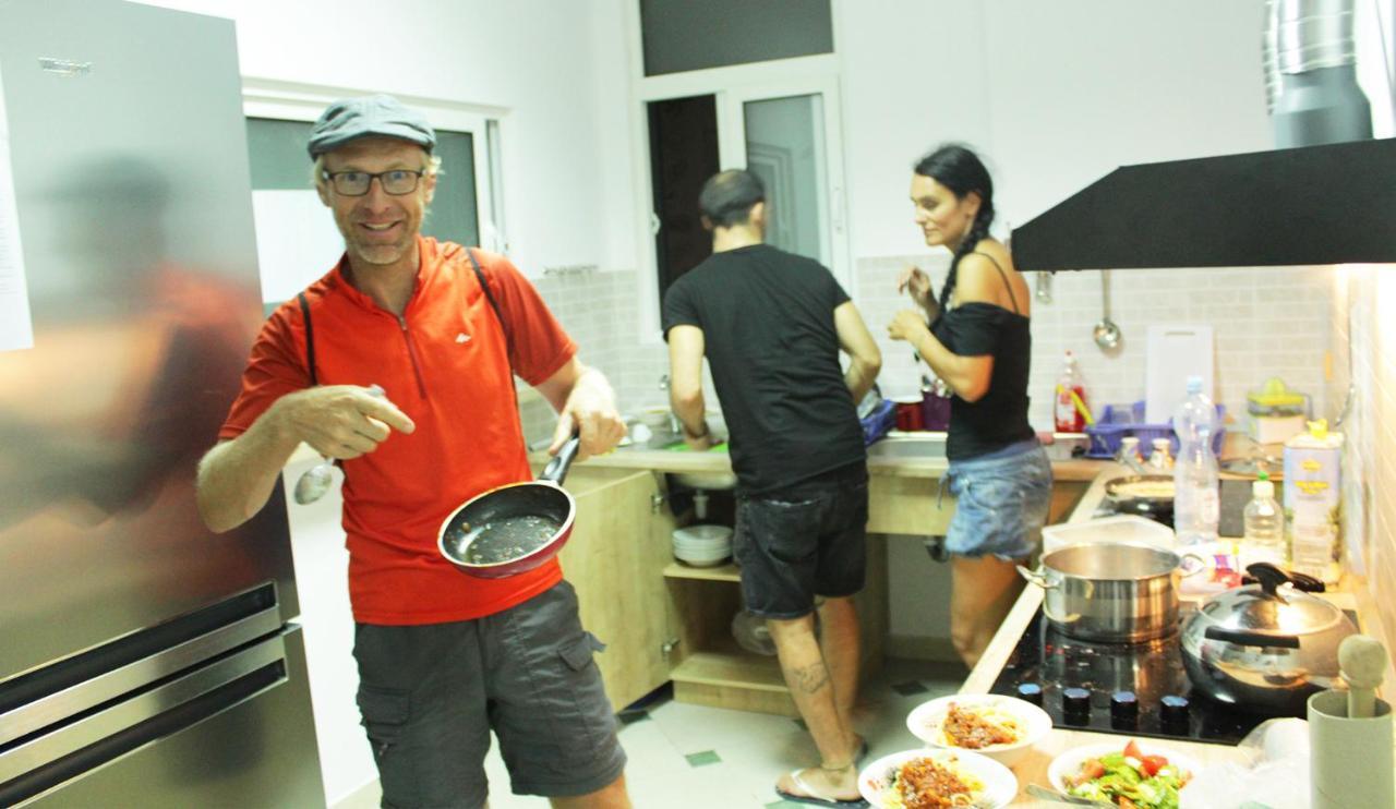 Hostel Hasta La Vista Саранде Екстериор снимка